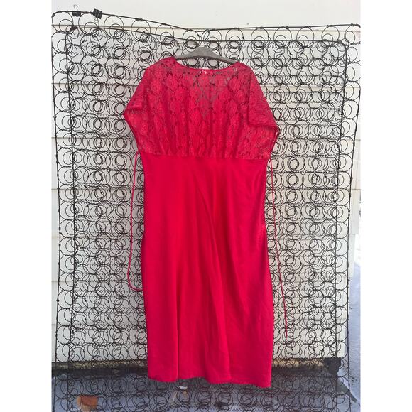 Vintage Lucie Ann II Red Lace Nylon Volup 3X Nightgown Negligee - Picture 2 of 6